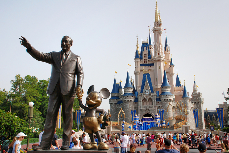 cinderella castle from disney land