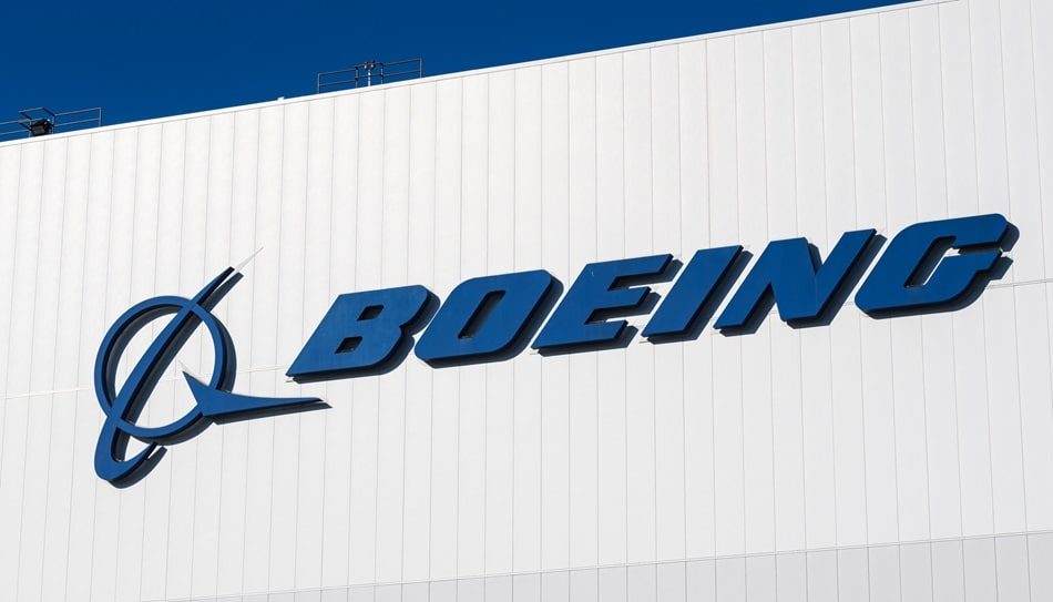 Boeing Reaches Tentative Labor Deal with 25 Percent Pay Hike and New Plane Commitment