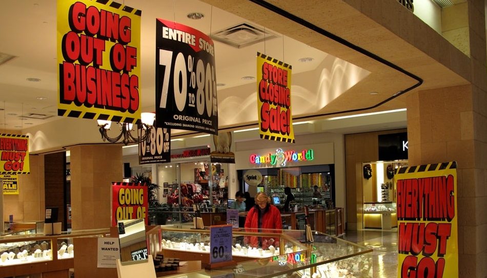 U.S. Business Bankruptcies Surge 33.5% In A Year