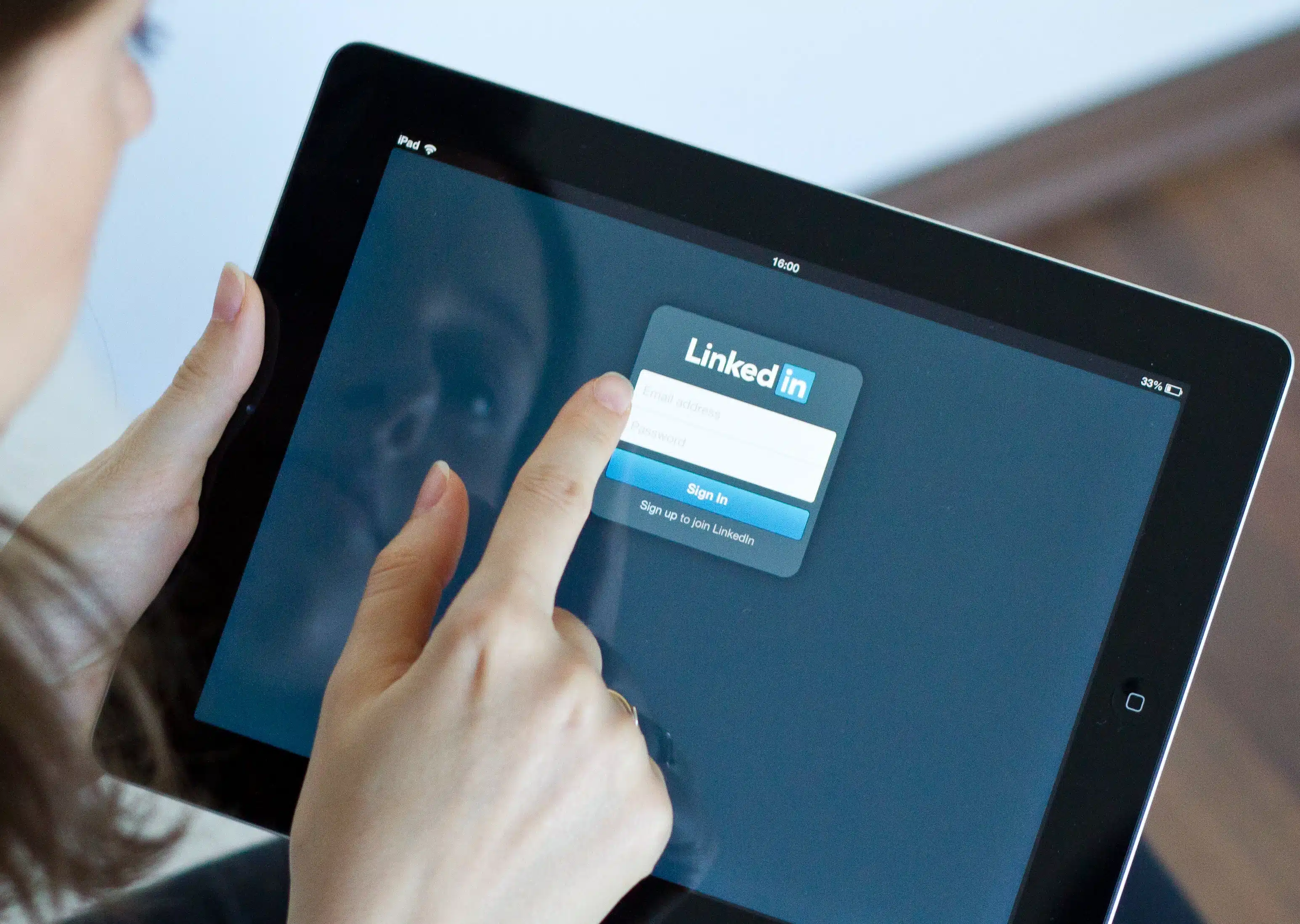 58% Of Workers Looking For New Role In 2025, Says LinkedIn