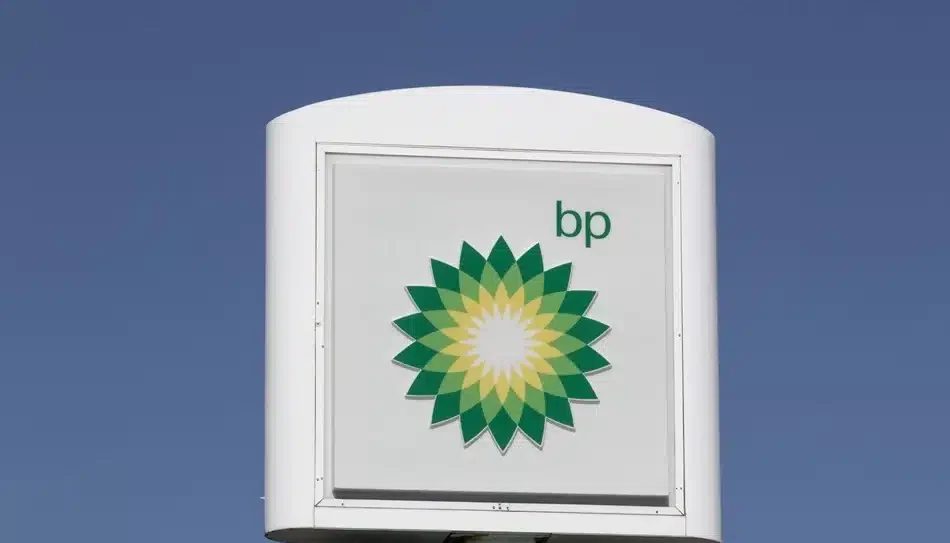 BP to Cut 4,700 Jobs in Cost-Saving Move