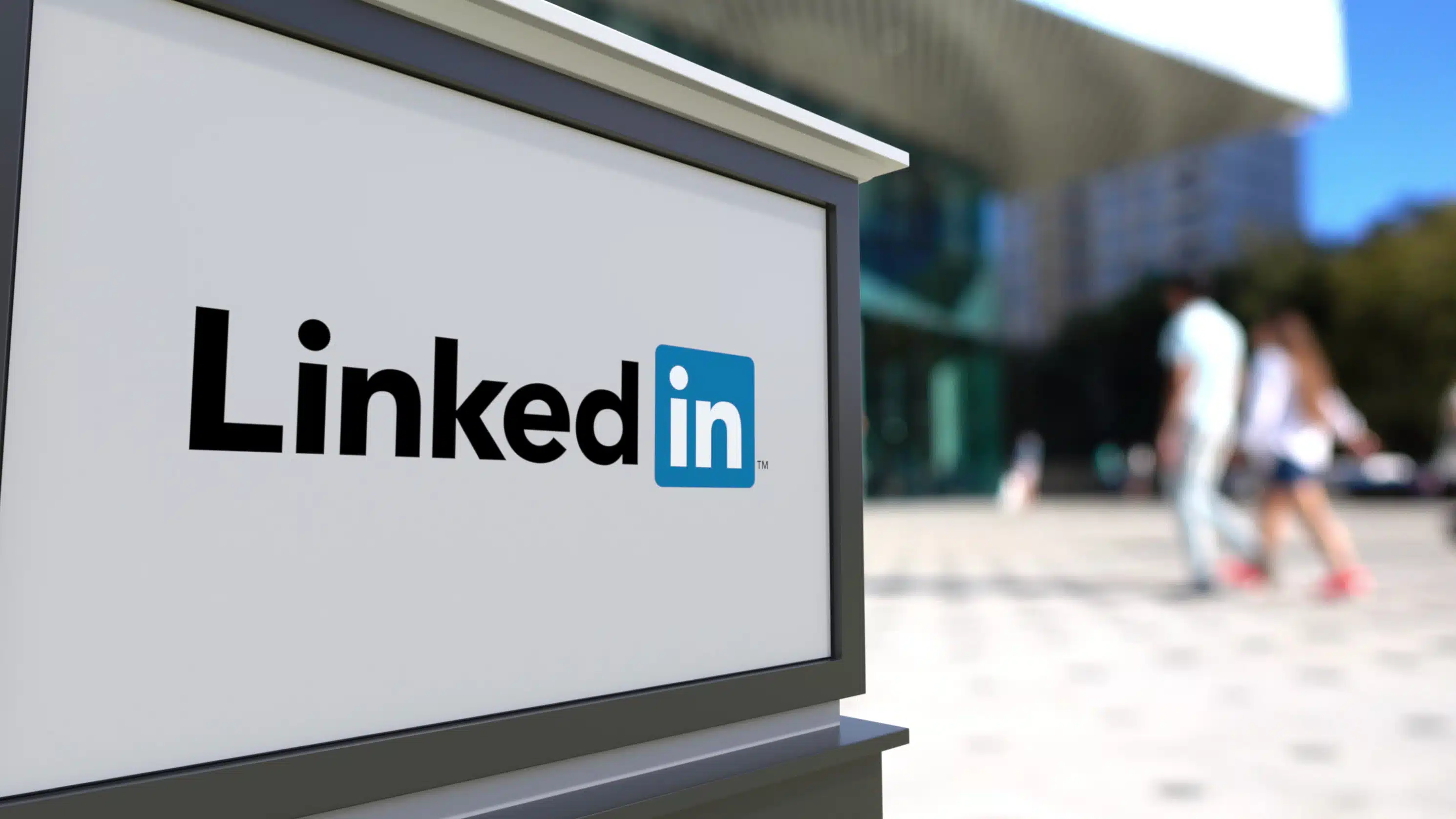 Lawsuit Alleges LinkedIn Shared Private Messages for AI Training