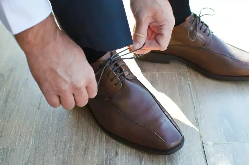 Accessorising on the Job Eyewear Jewellery and Other Styling Tips for Young Professionals