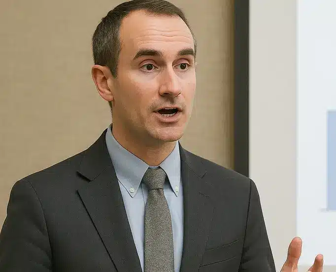 The Best Financial Advice You'll Ever Hear 5 Life-Changing Money Lessons from Morgan Housel