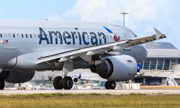 American Airlines pilots vote to strike as pay row continues