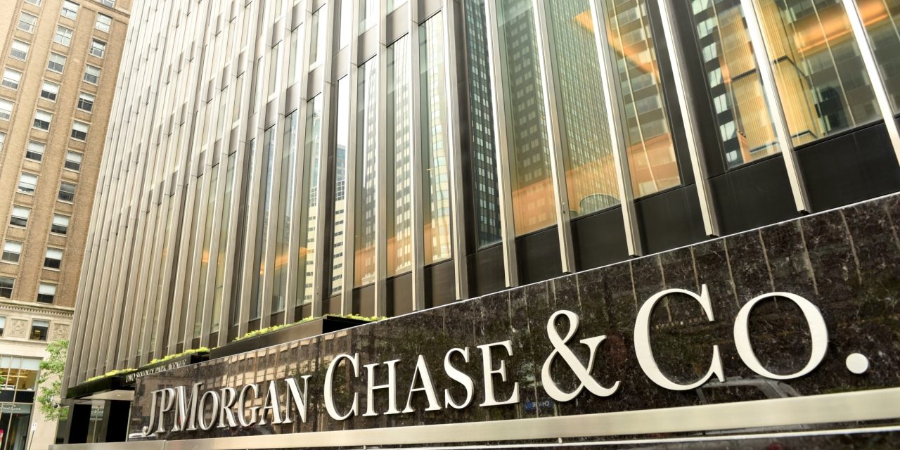 JPMorgan Chase cuts 1,000 First Republic employees