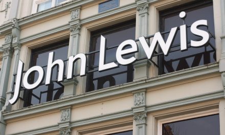 John Lewis chair survives confidence vote amidst doubts