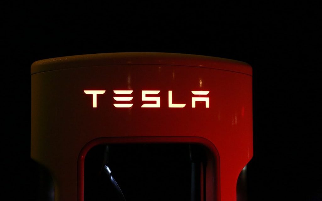 Ministry of heavy industries opposes import duty reduction as Tesla executives visit