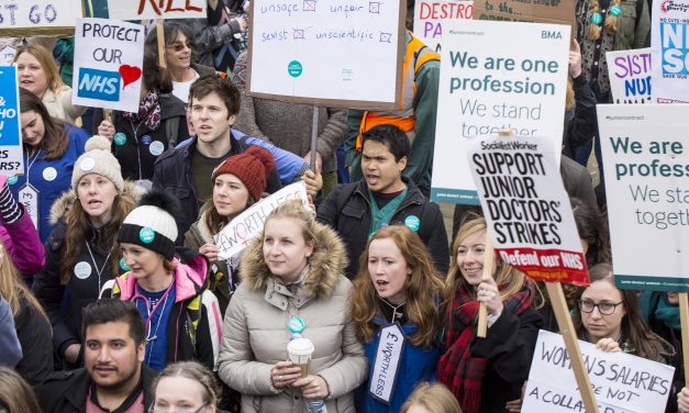 Scottish Government proposes pay increase for junior doctors