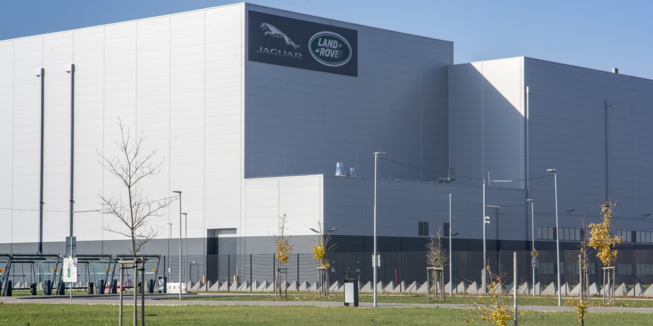 New UK Land Rover battery factory could create 9,000 jobs after government wins bid