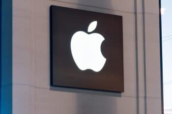 Logo of Apple Inc. on a Apple store